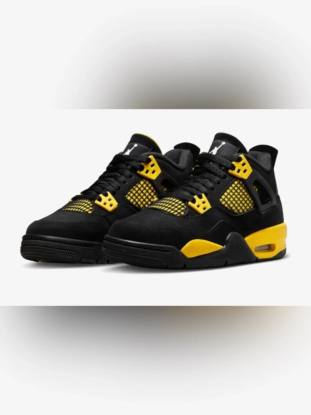 Jordan Men's Black and Yellow Sneakers